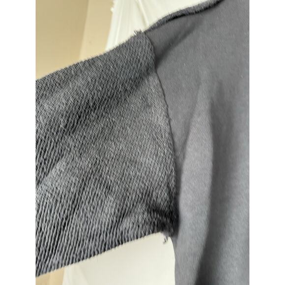 AEMI + CO Nest Raw Hem Textured Knit Long Sleeve Top Gray Women’s L NWT - Picture 4 of 5